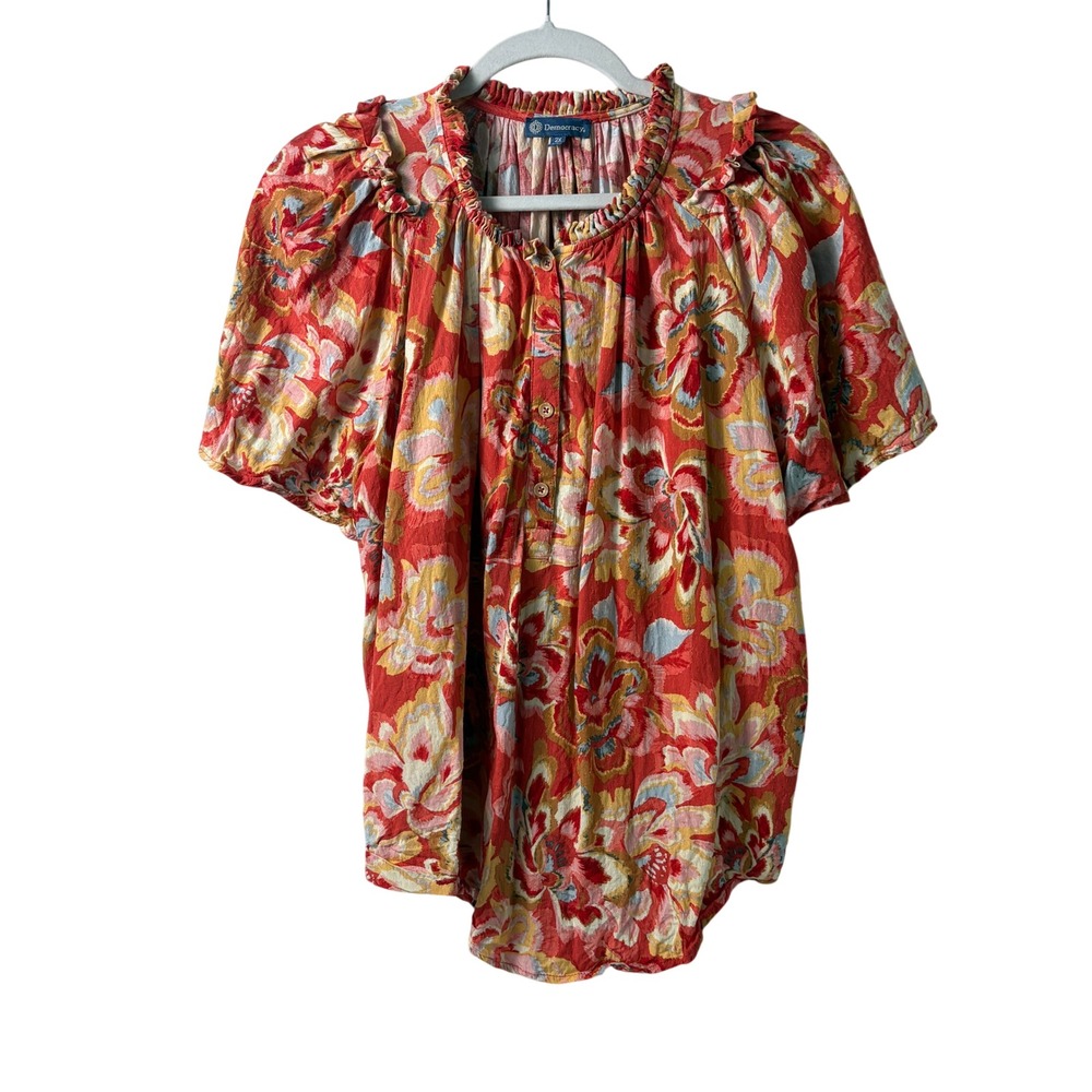 Democracy Floral Blouse Size 2X Red Orange Ruffle Neck Short Sleeve Rayon